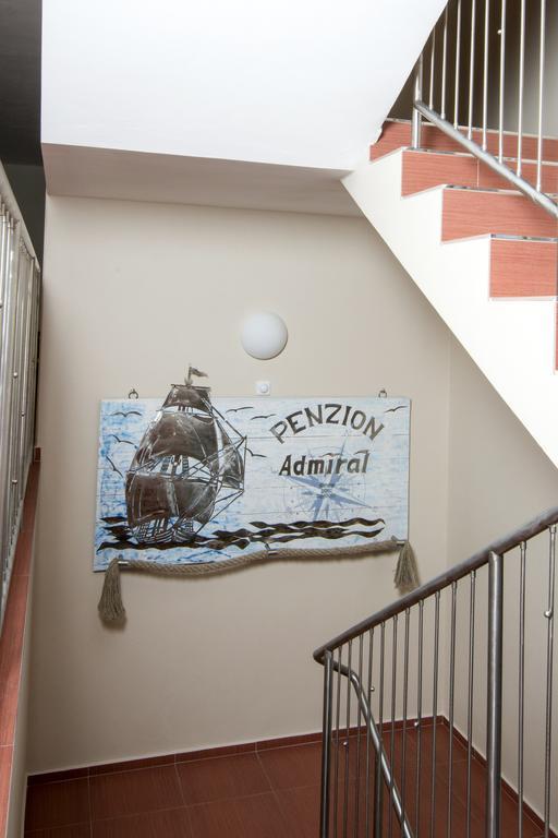 Penzion Admiral Тршебонь Екстер'єр фото